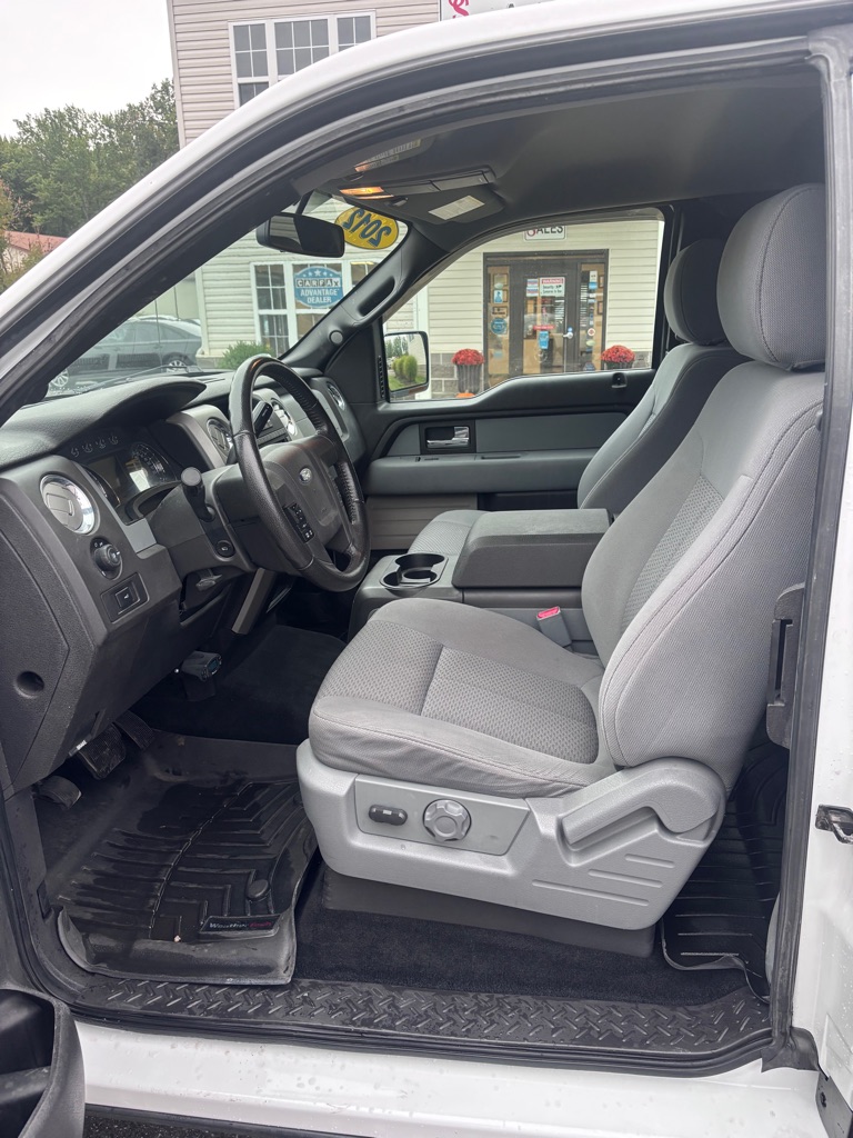 Photo 10 of this FORD F-150
