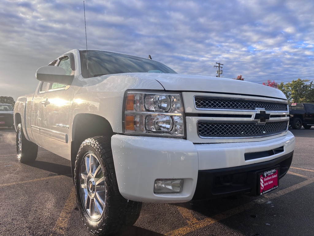 Photo 4 of this CHEVROLET SILVERADO 1500