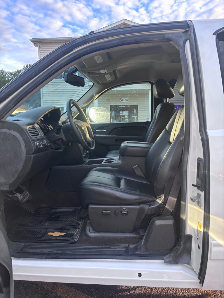 Photo 9 of this CHEVROLET SILVERADO 1500
