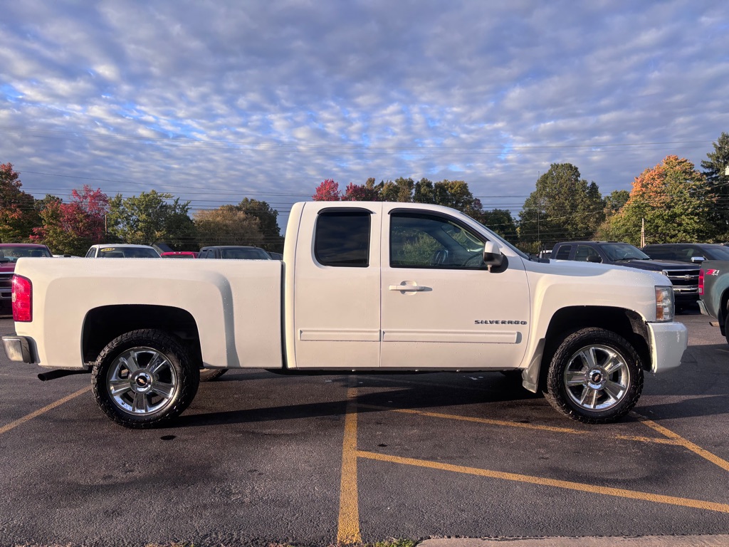 Photo 5 of this CHEVROLET SILVERADO 1500