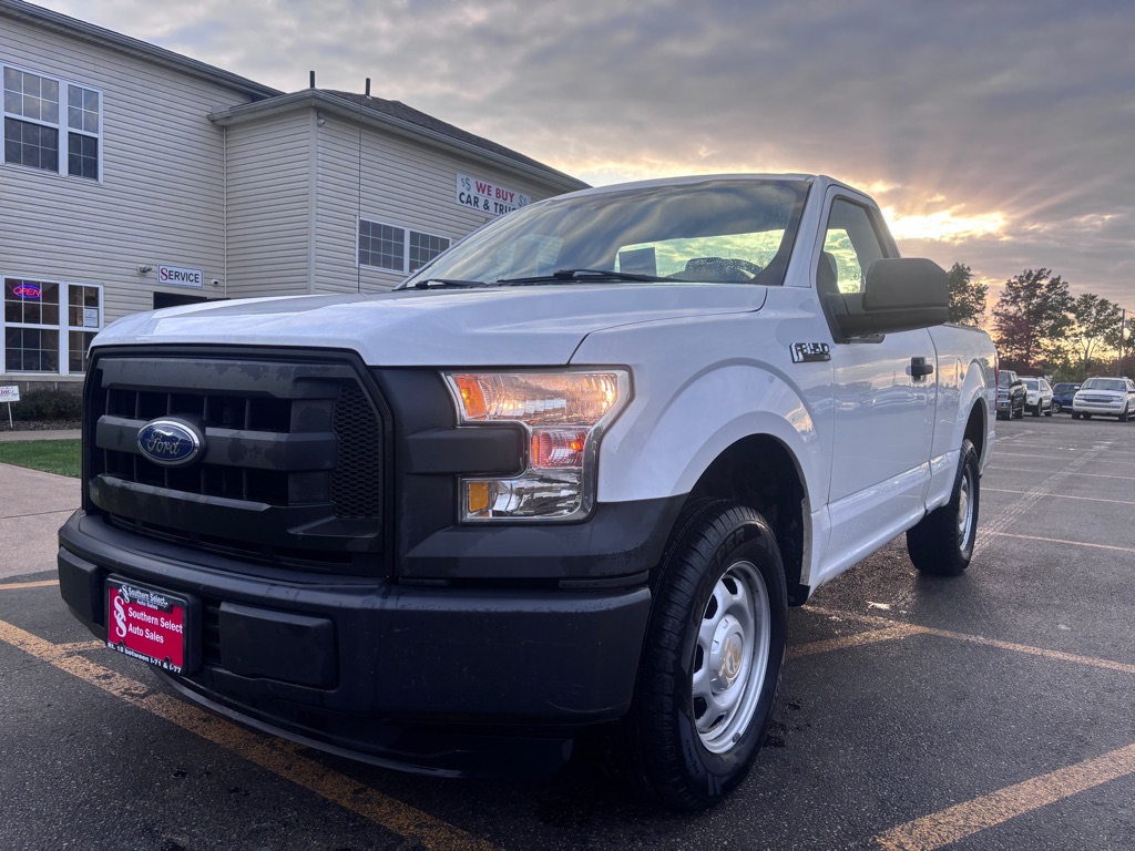Photo 2 of this FORD F-150