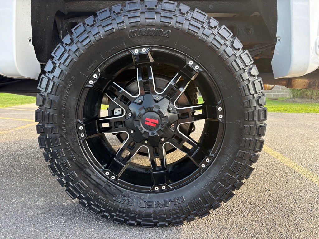 Photo 9 of this GMC SIERRA 1500