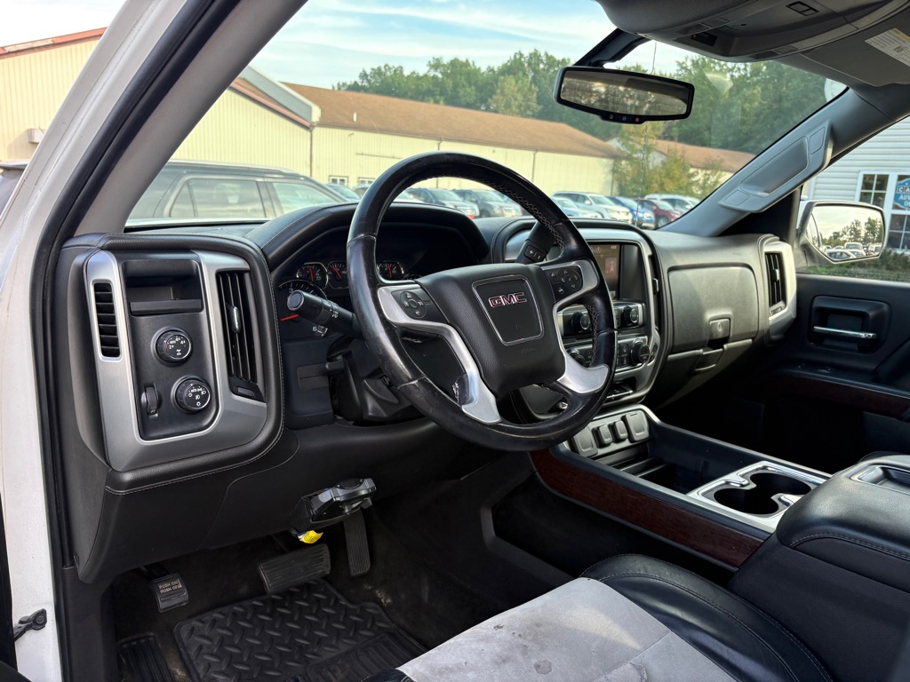 Photo 14 of this GMC SIERRA 1500