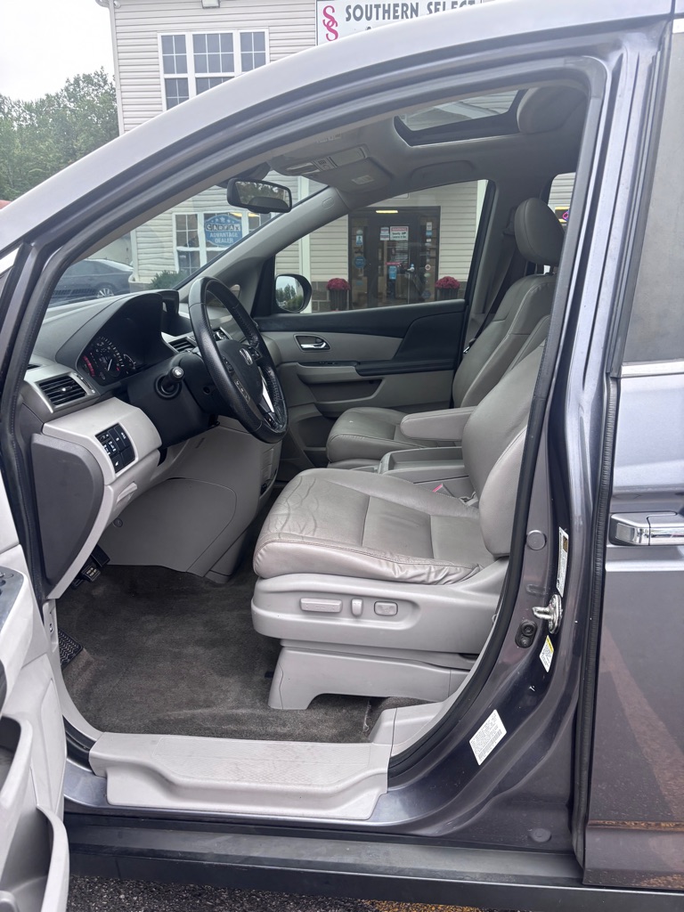Photo 9 of this HONDA ODYSSEY