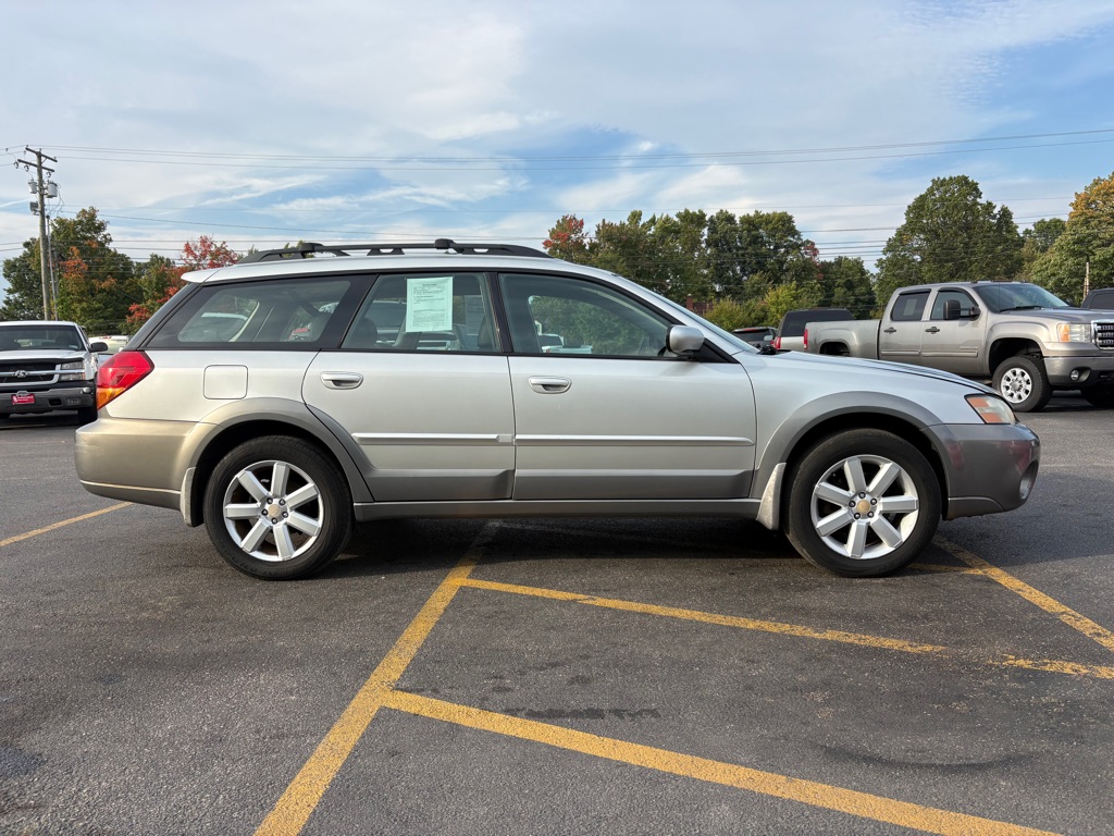 Photo 5 of this SUBARU OUTBACK