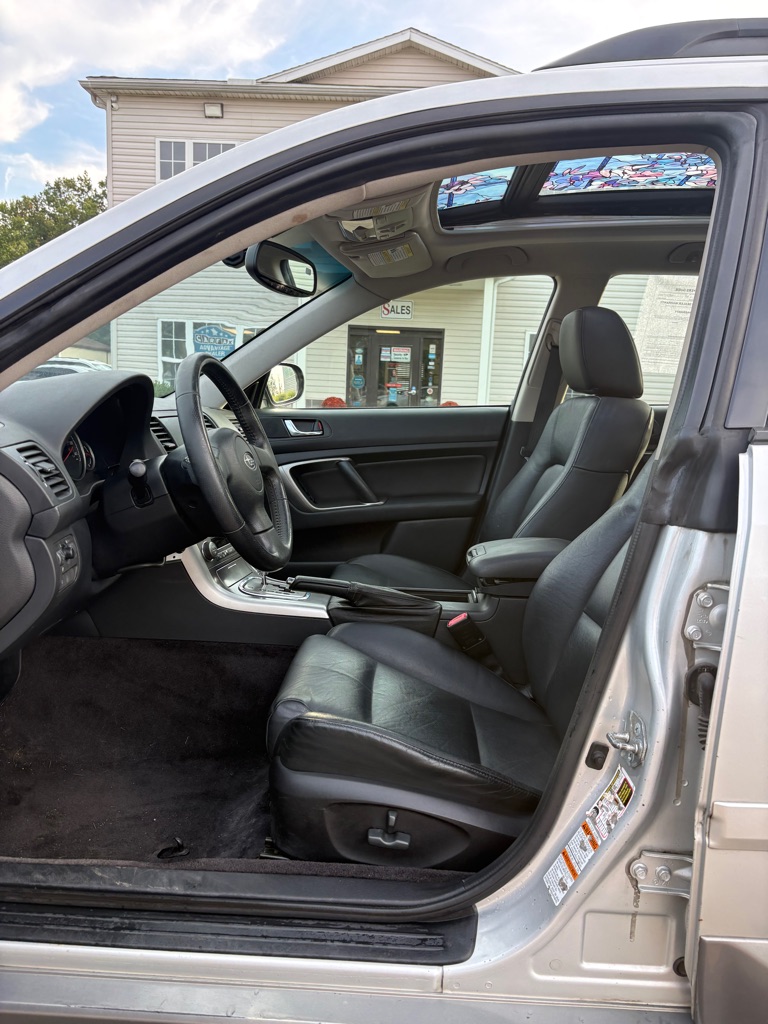 Photo 9 of this SUBARU OUTBACK