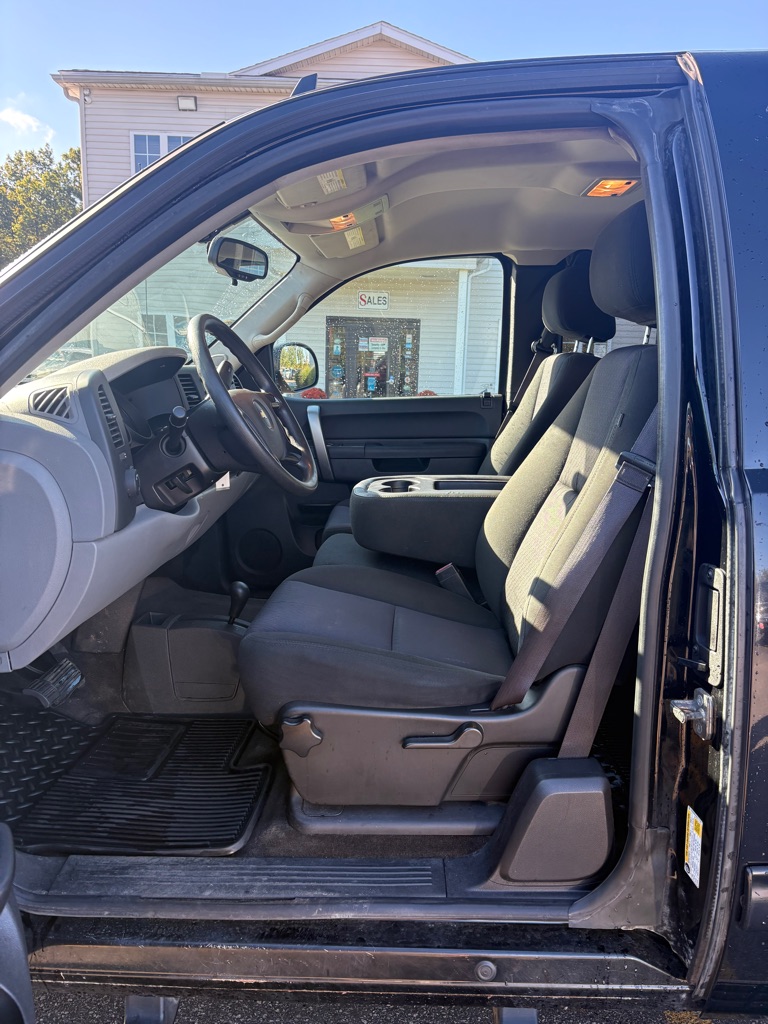 Photo 9 of this CHEVROLET SILVERADO 1500