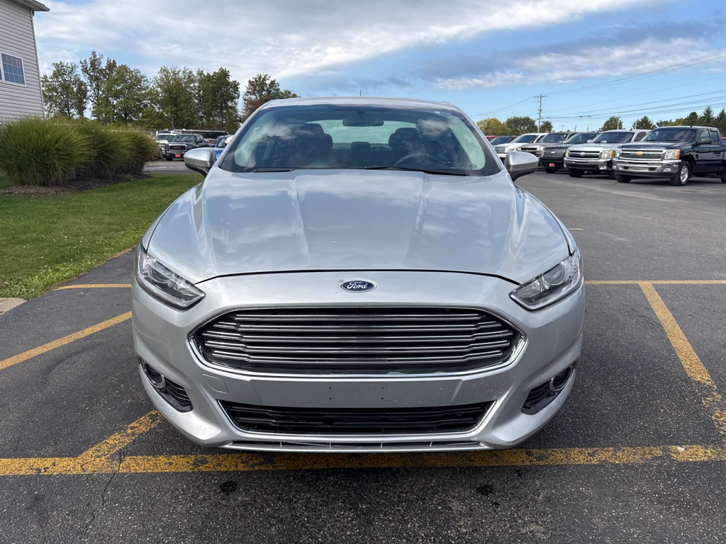 Photo 3 of this FORD FUSION