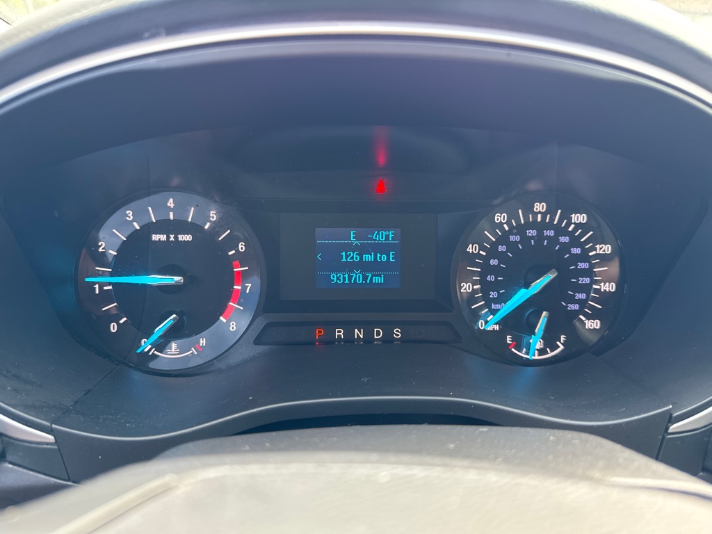 Photo 16 of this FORD FUSION