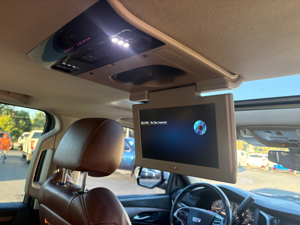 Photo 15 of this CADILLAC ESCALADE ESV
