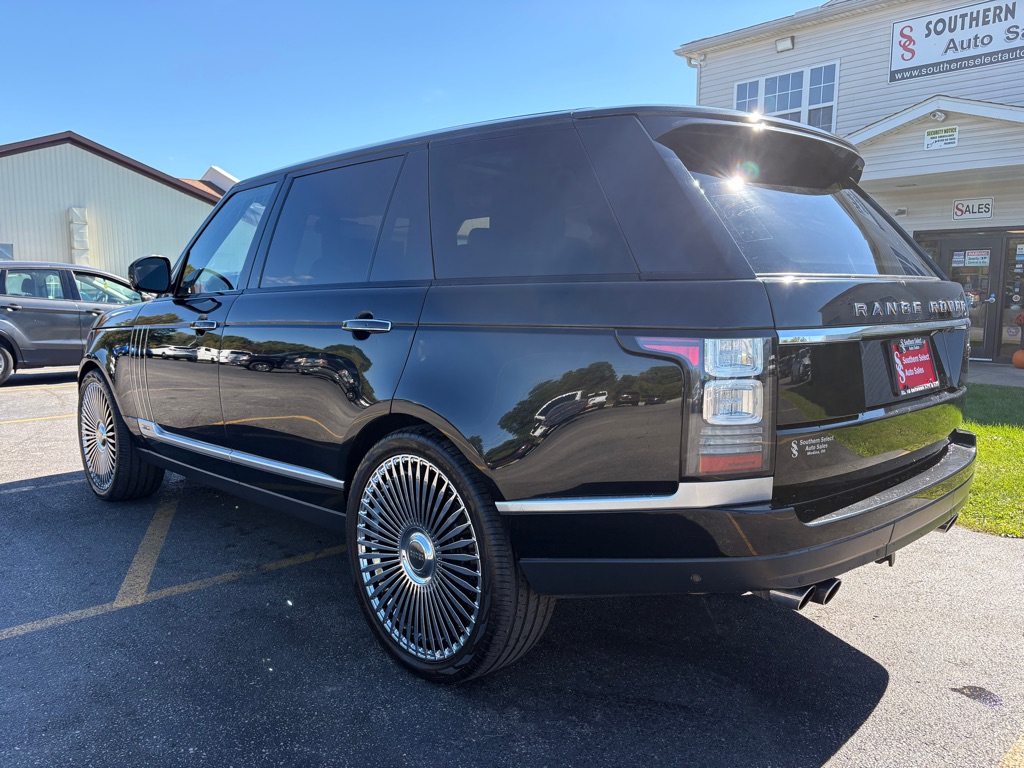 Photo 8 of this LAND ROVER RANGE ROVER