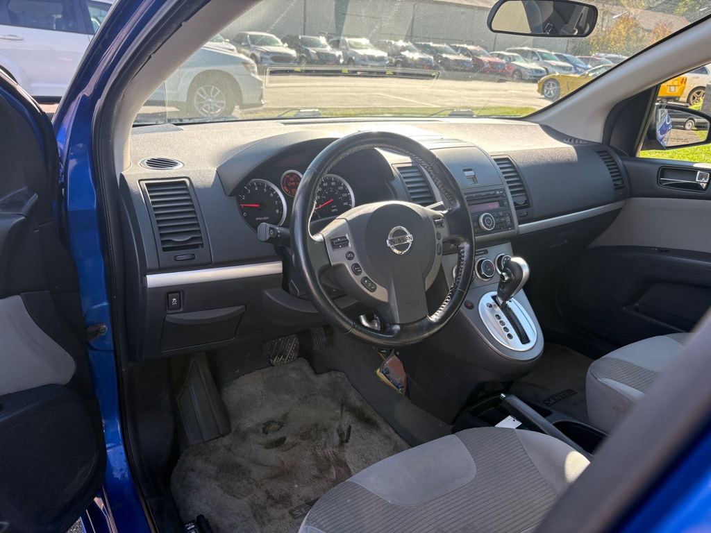 Photo 13 of this NISSAN SENTRA