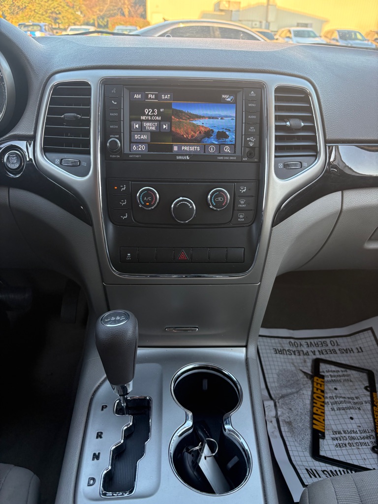 Photo 15 of this JEEP GRAND CHEROKEE