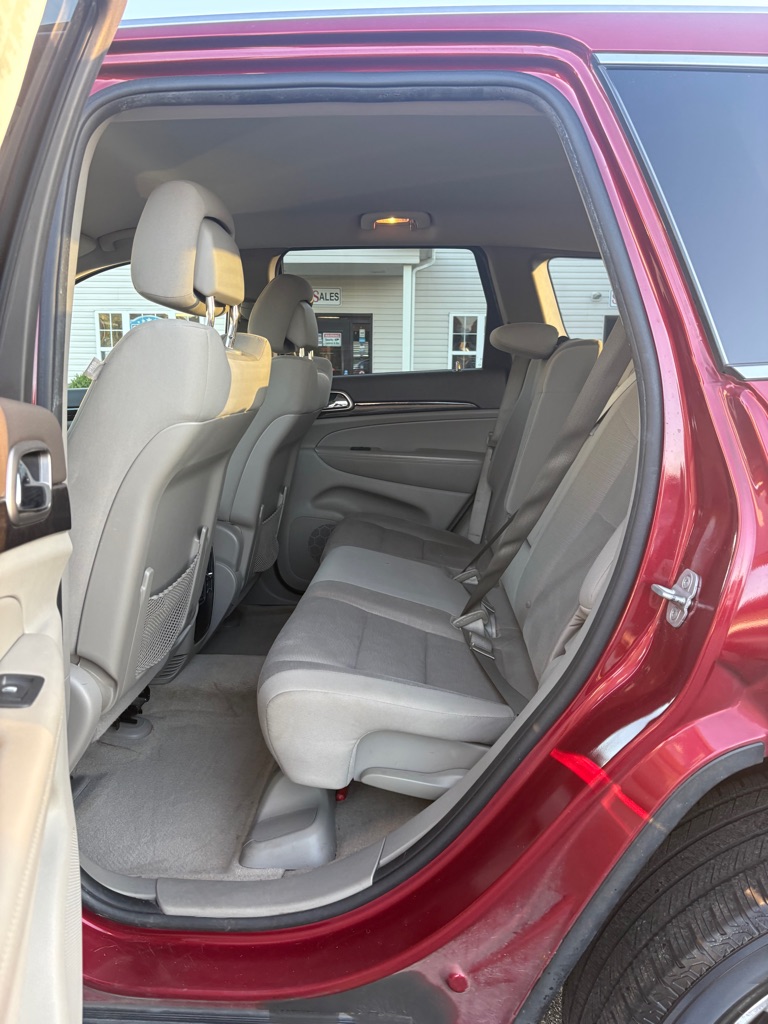 Photo 10 of this JEEP GRAND CHEROKEE
