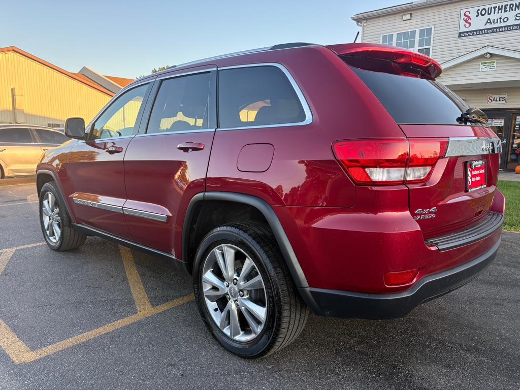 Photo 8 of this JEEP GRAND CHEROKEE