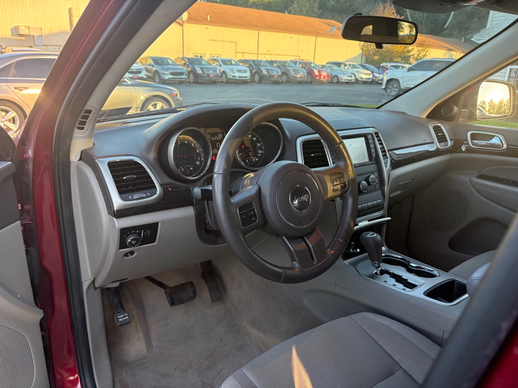 Photo 13 of this JEEP GRAND CHEROKEE