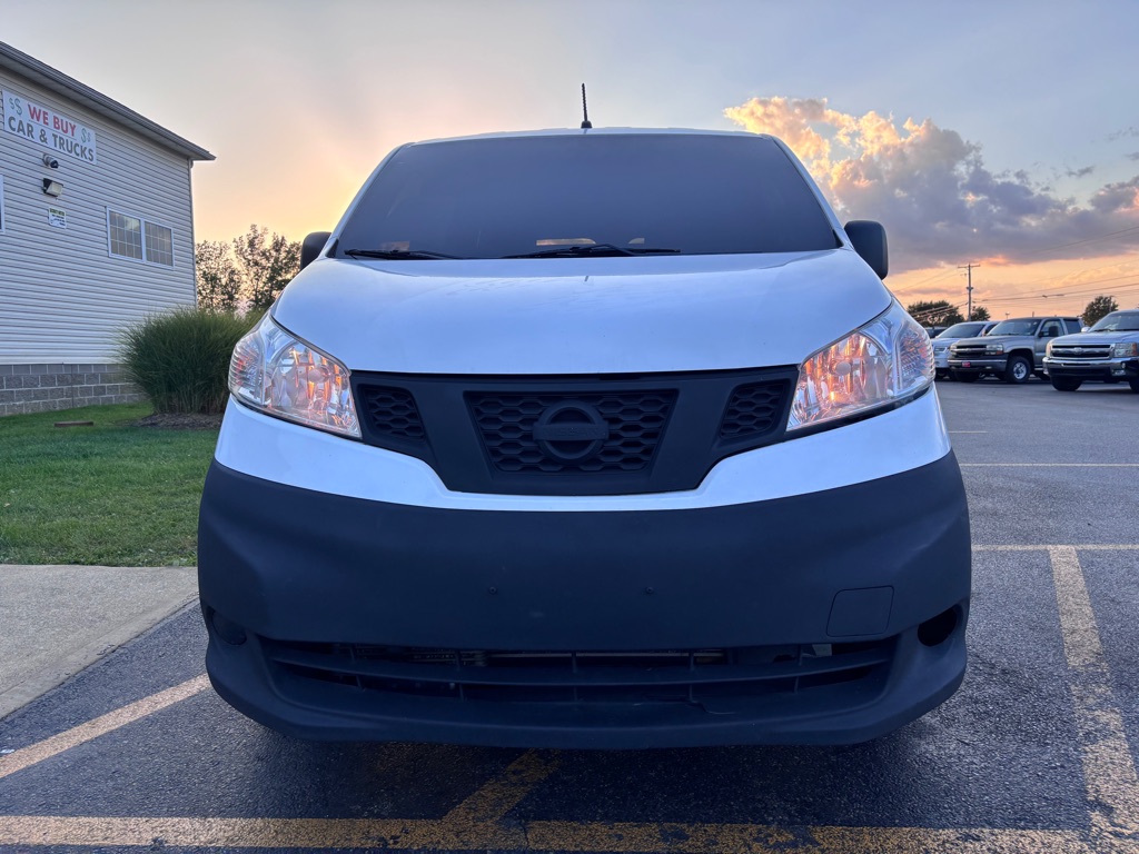 Photo 3 of this NISSAN NV200