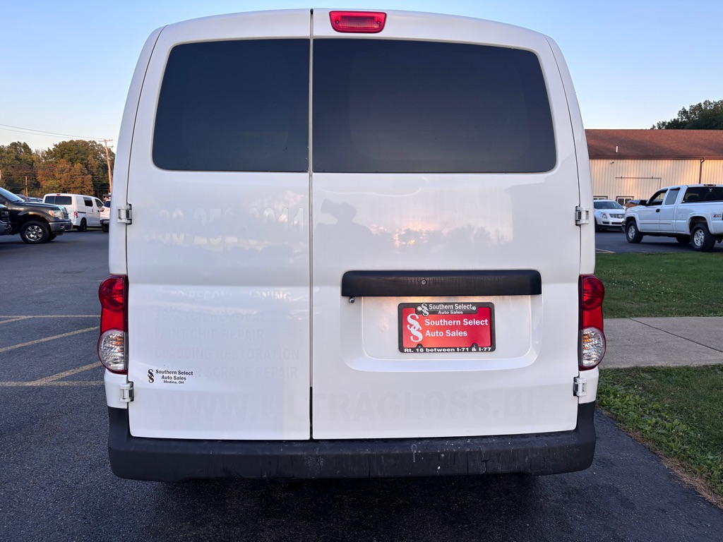 Photo 7 of this NISSAN NV200