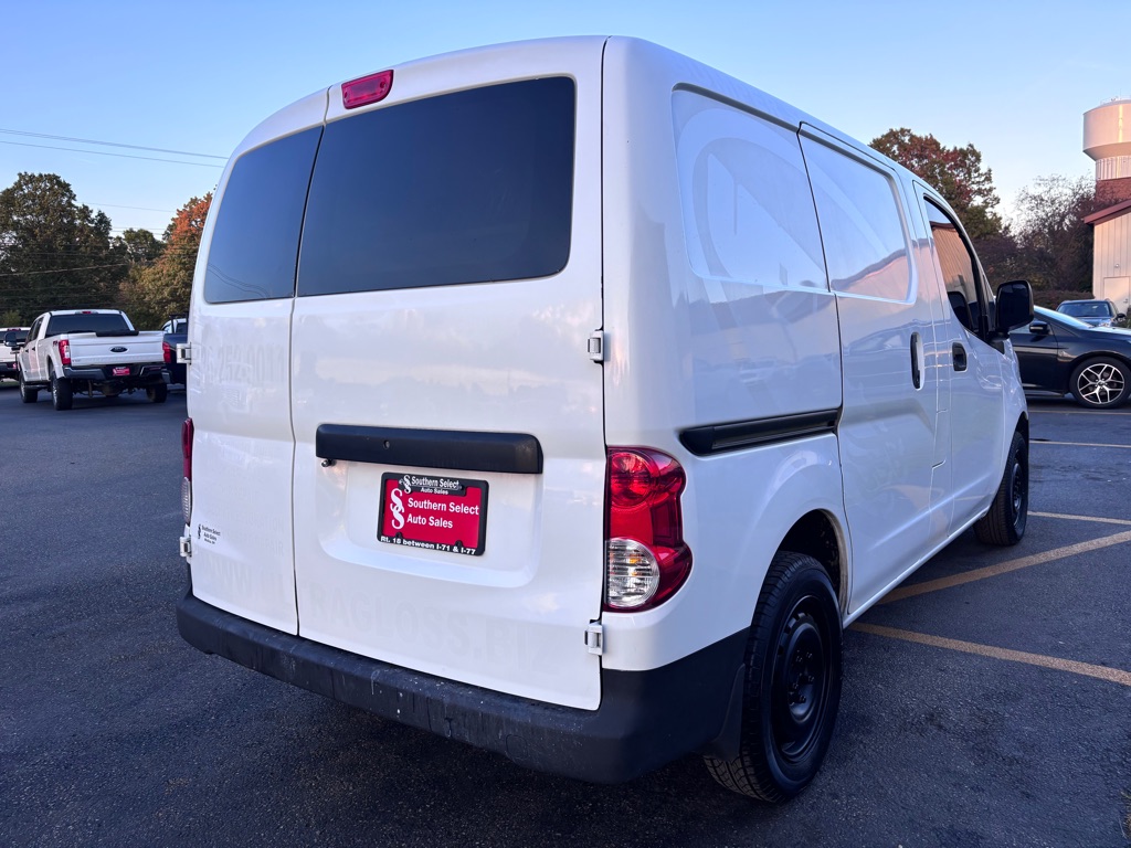 Photo 6 of this NISSAN NV200
