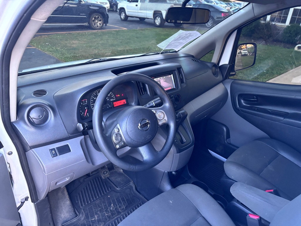 Photo 14 of this NISSAN NV200