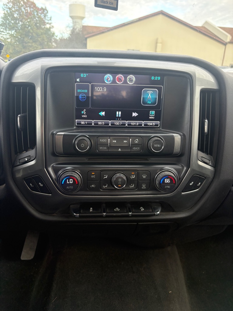 Photo 15 of this CHEVROLET SILVERADO 1500