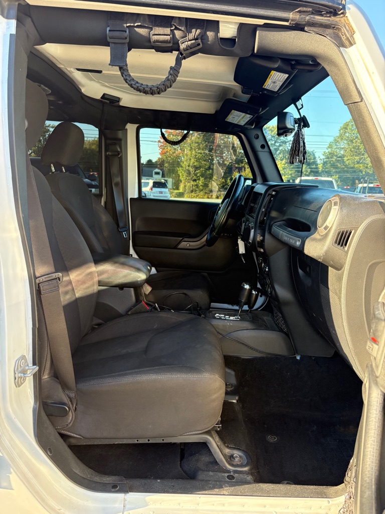 Photo 11 of this JEEP WRANGLER UNLIMI