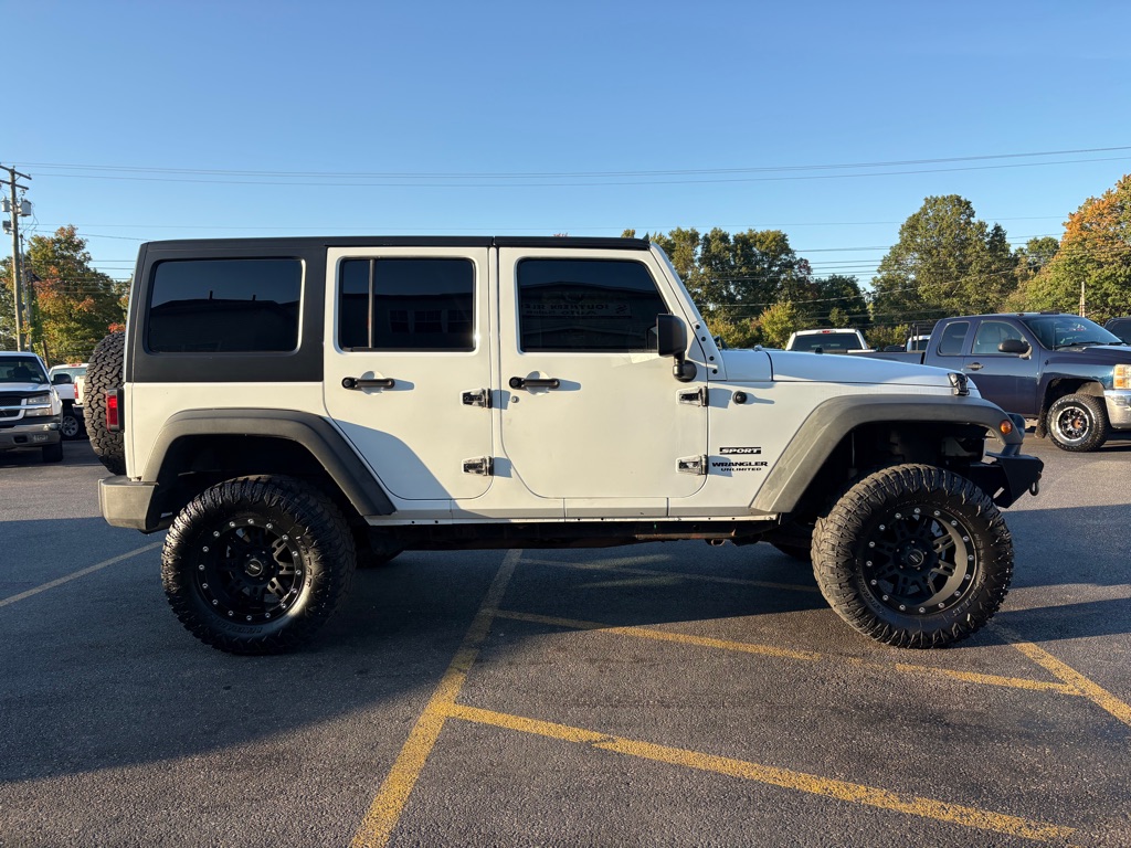 Photo 5 of this JEEP WRANGLER UNLIMI