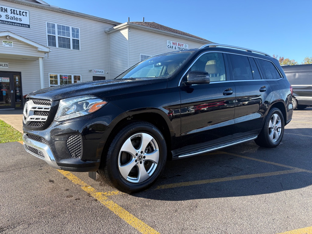Photo 2 of this MERCEDES-BENZ GLS