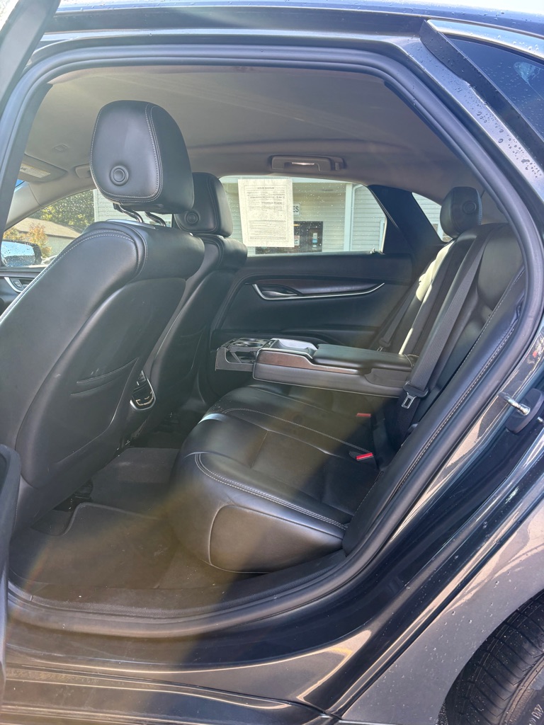 Photo 10 of this CADILLAC XTS