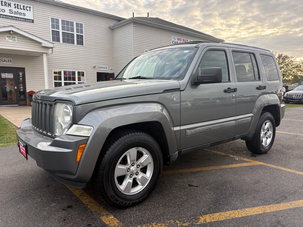 Photo 2 of this JEEP LIBERTY