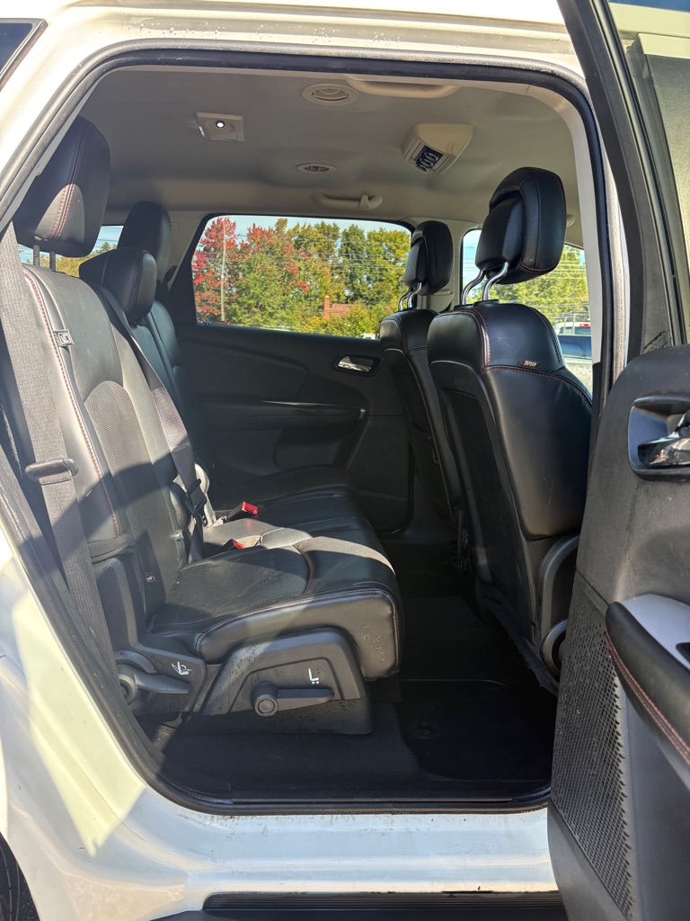 Photo 12 of this DODGE JOURNEY