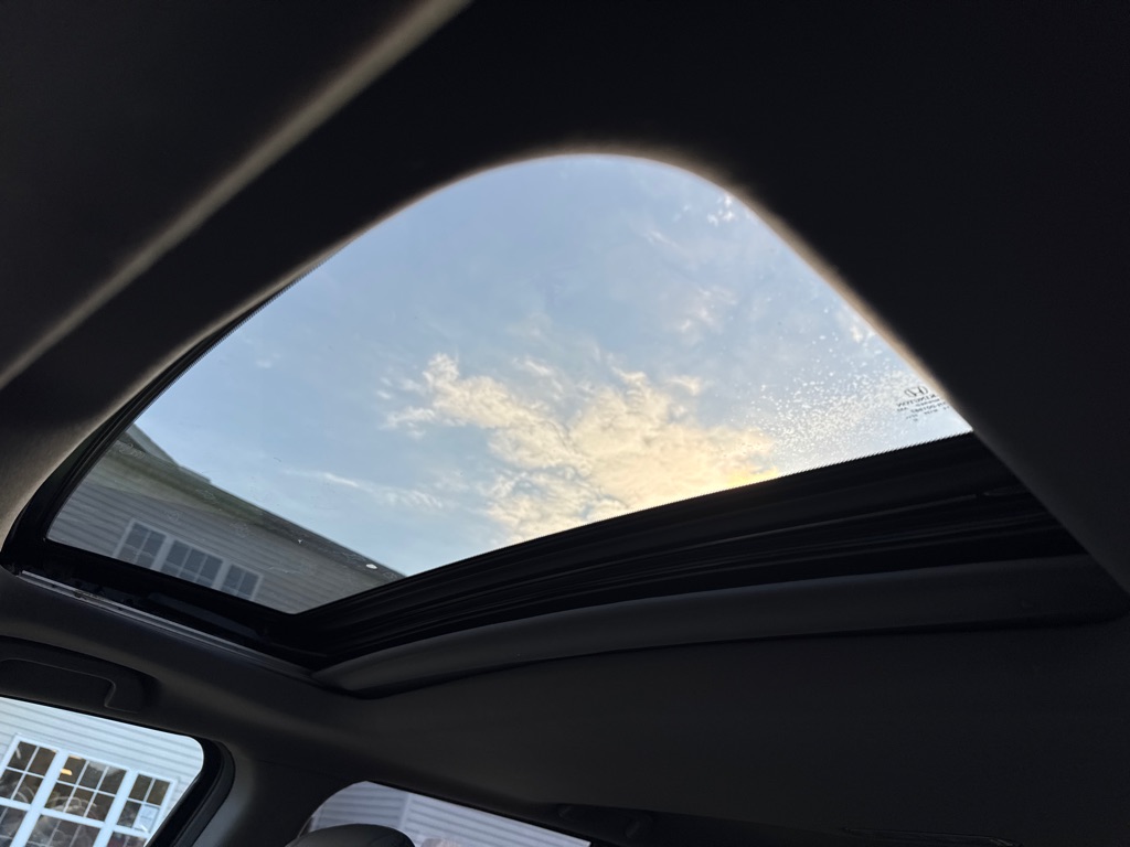 Photo 17 of this HONDA PILOT