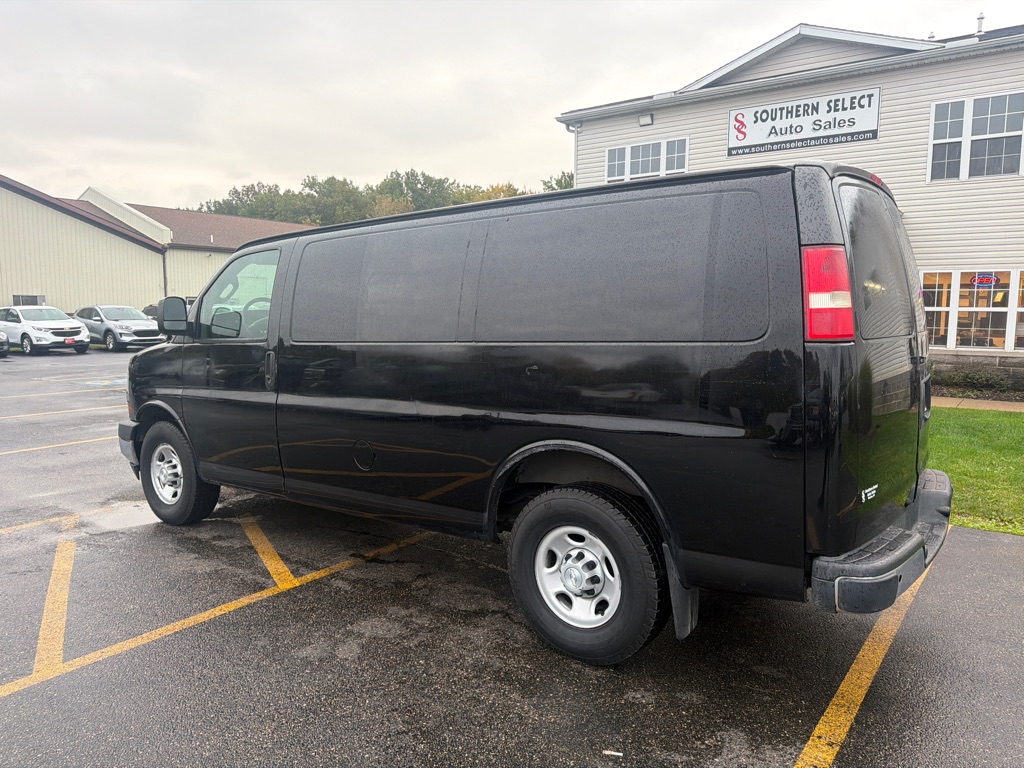 Photo 8 of this CHEVROLET EXPRESS