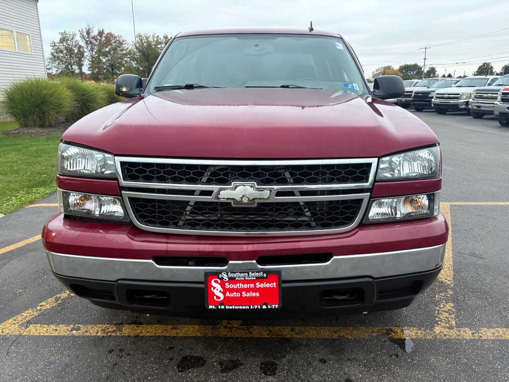 Photo 3 of this CHEVROLET SILVERADO 1500