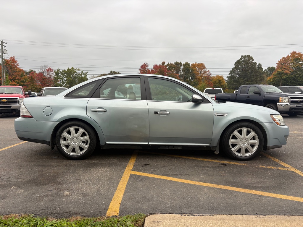 Photo 5 of this FORD TAURUS
