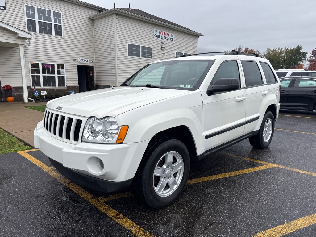 Photo 2 of this JEEP GRAND CHEROKEE