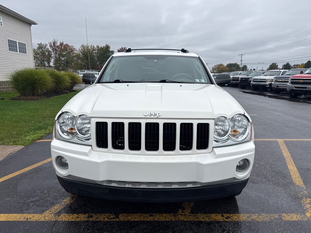 Photo 3 of this JEEP GRAND CHEROKEE