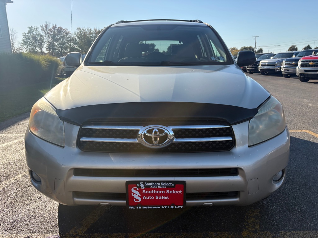 Photo 3 of this TOYOTA RAV4
