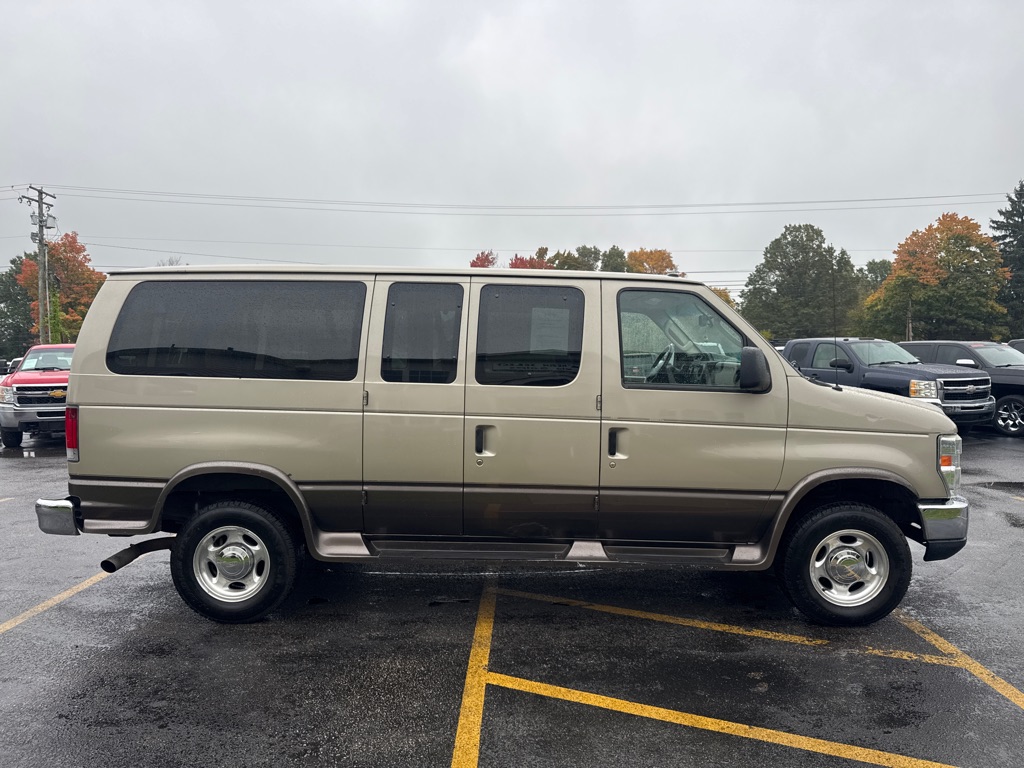 Photo 5 of this FORD E-SERIES