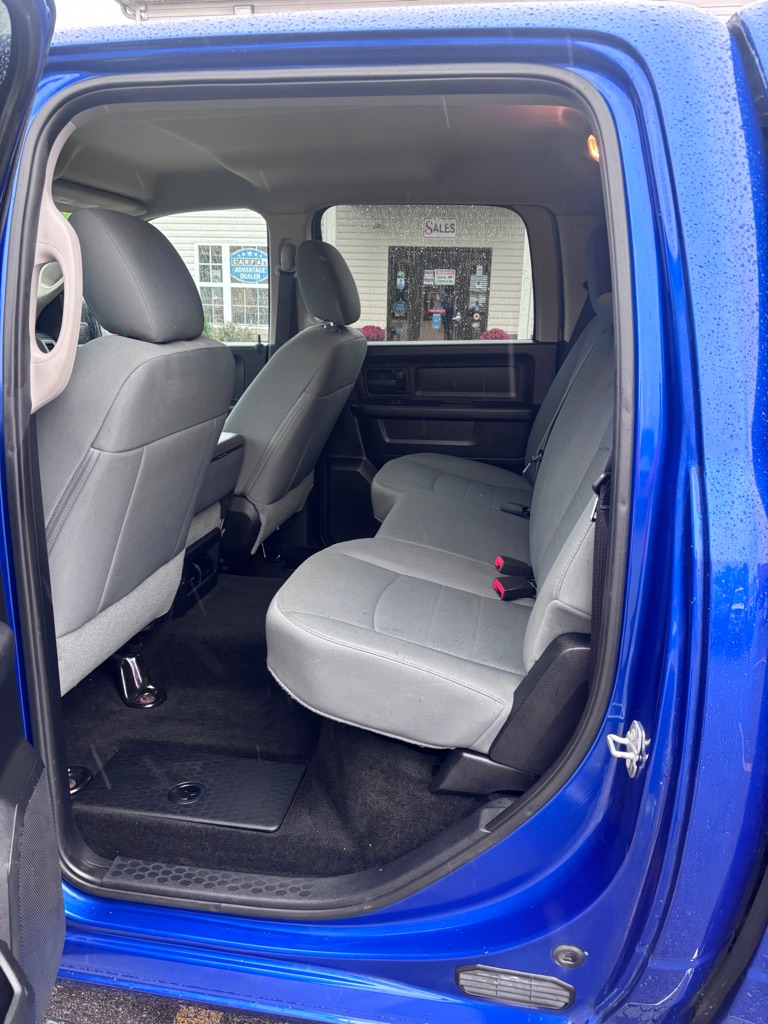 Photo 11 of this RAM 1500