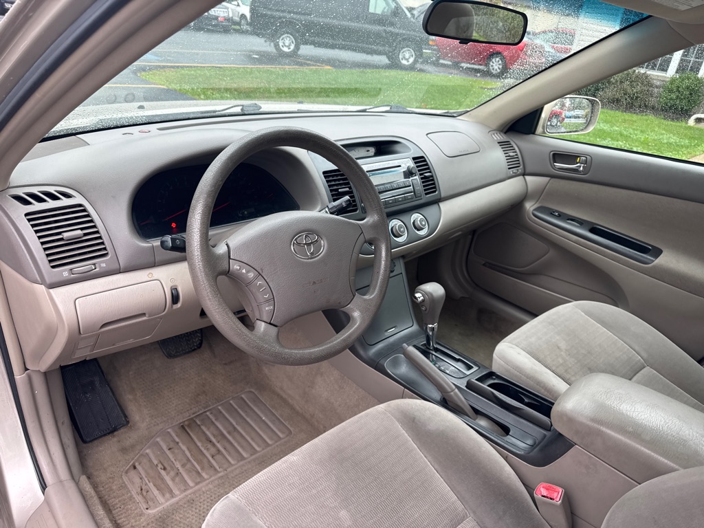 Photo 14 of this TOYOTA CAMRY
