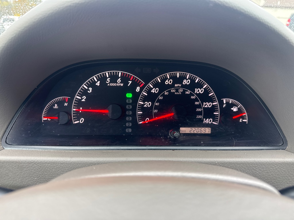 Photo 16 of this TOYOTA CAMRY