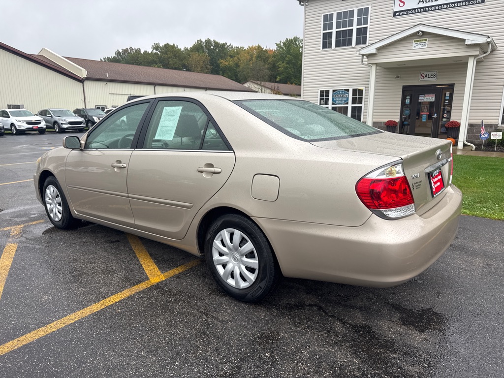 Photo 8 of this TOYOTA CAMRY