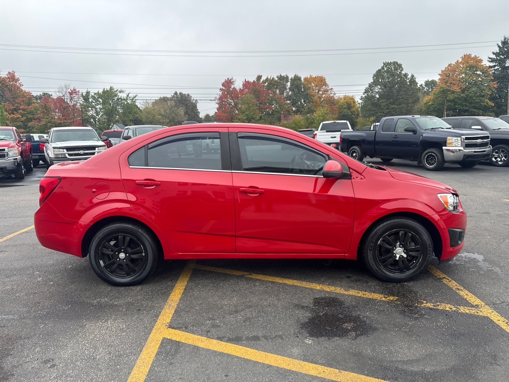 Photo 5 of this CHEVROLET SONIC