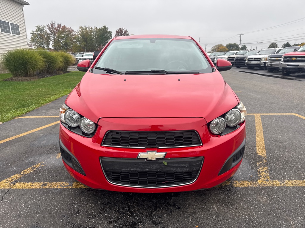 Photo 3 of this CHEVROLET SONIC