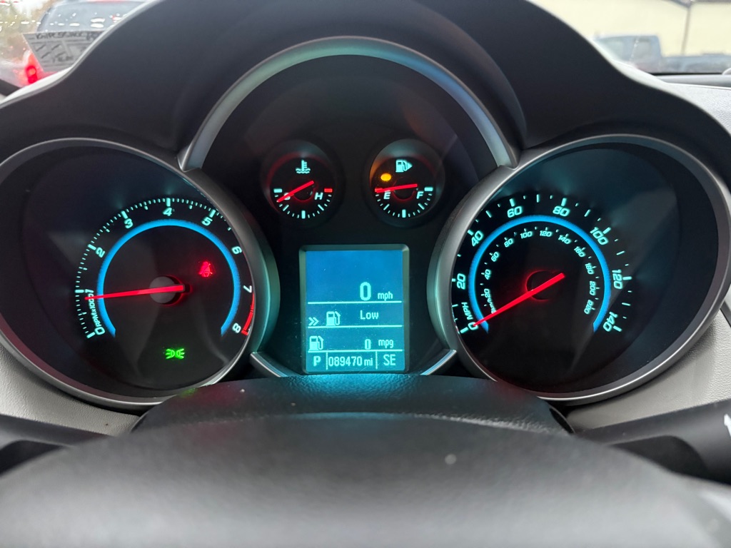 Photo 14 of this CHEVROLET CRUZE