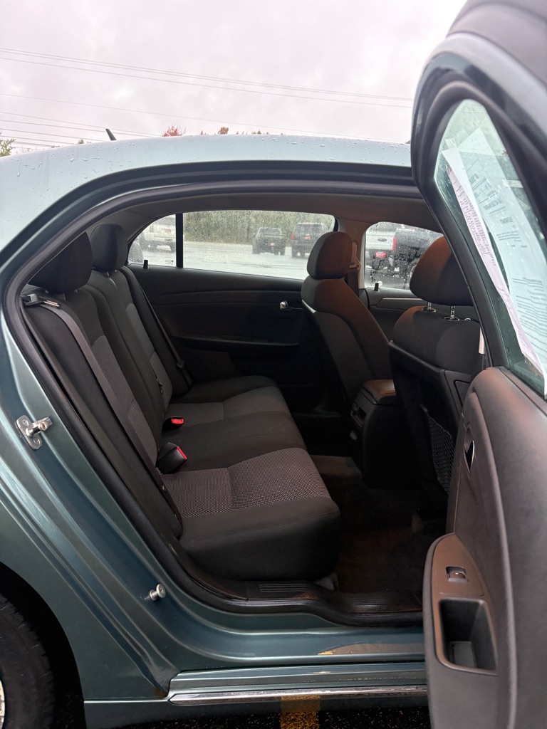 Photo 12 of this CHEVROLET MALIBU