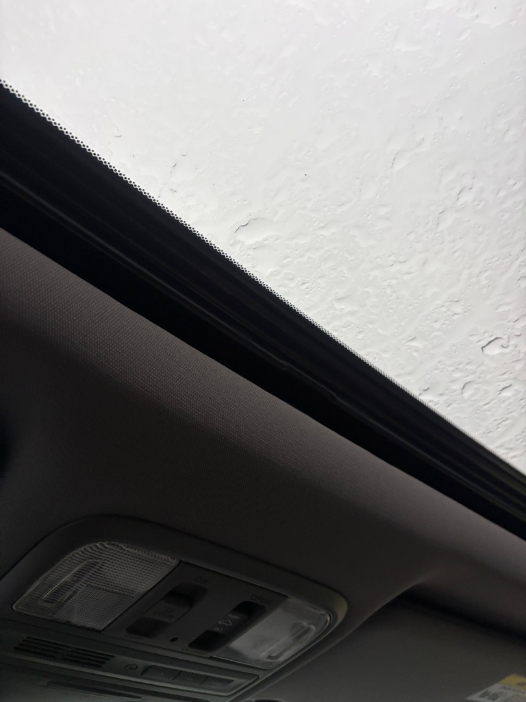 Photo 16 of this HONDA PILOT