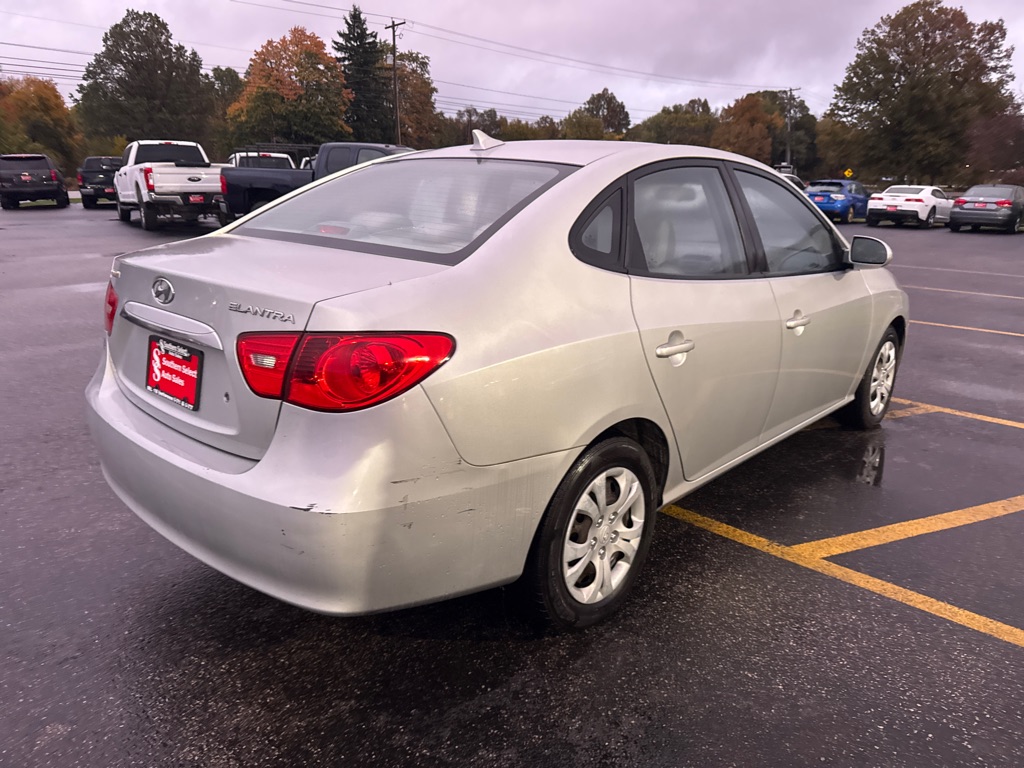 Photo 6 of this HYUNDAI ELANTRA