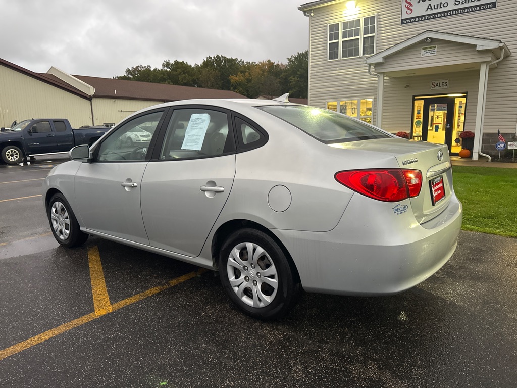 Photo 8 of this HYUNDAI ELANTRA